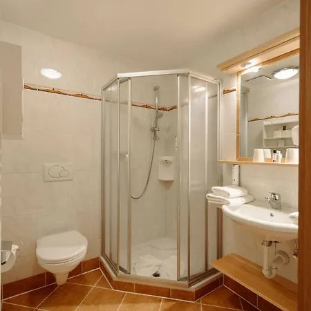 Waldfrieden Hotel 4*
