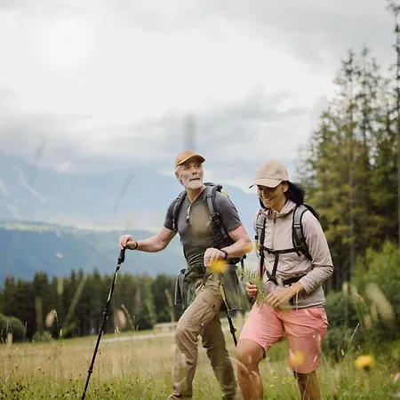 Hotell Waldfrieden 4*