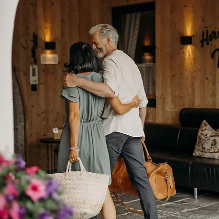 Waldfrieden Hotel 4*