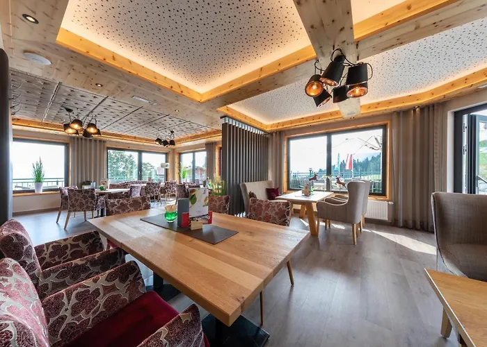 Waldfrieden فندق 4*