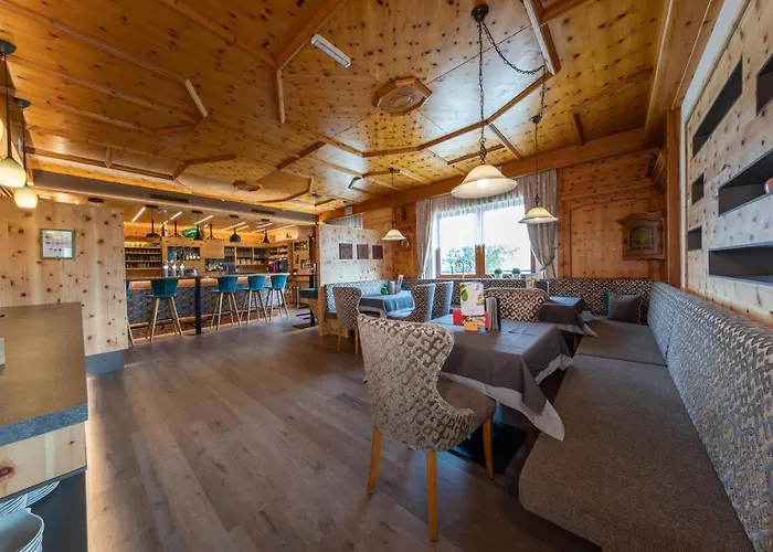 Hotel Waldfrieden 4*