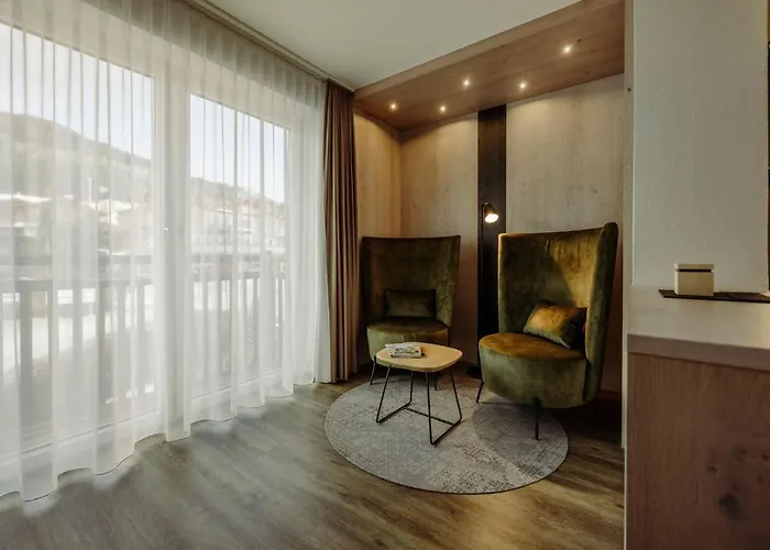 Hotel Waldfrieden 4*